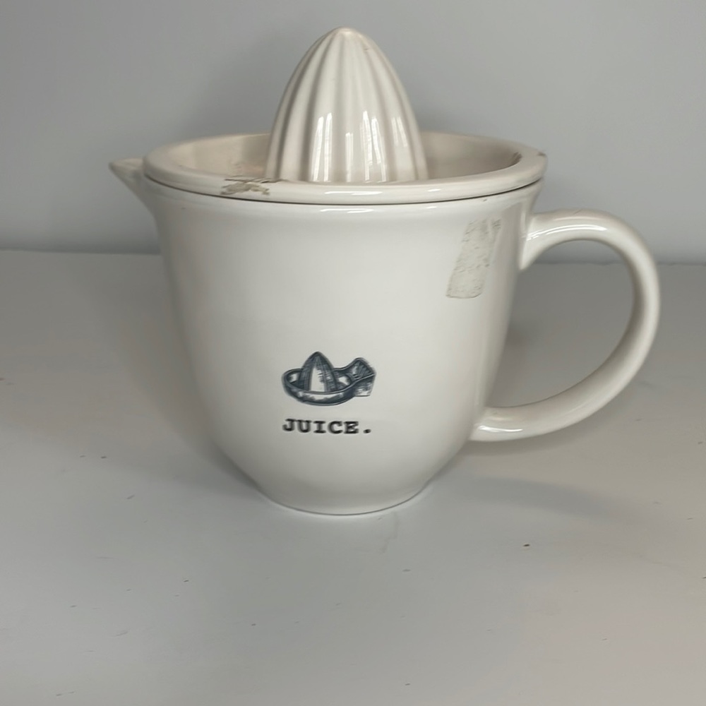 Rae Dunn juicer